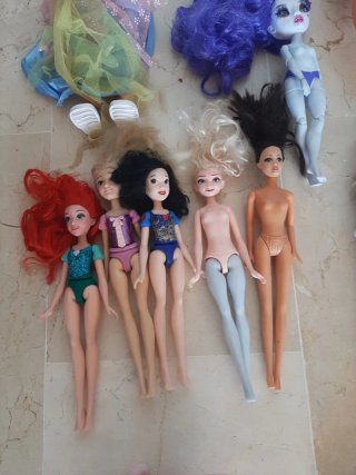 Lote 32  unidades Juguetes Variados × 20€
