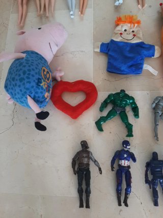 Lote 32  unidades Juguetes Variados × 20€