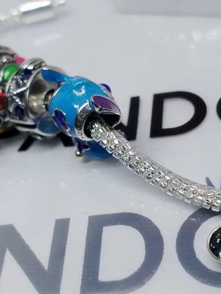 Pulsera Pandora 16cm con Charms