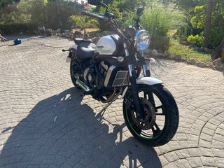 Kawasaki Vulcan S 650 ABS Blanca y Negra año 2015
