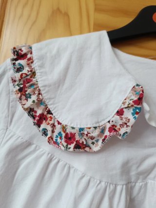 Blusa cuello bebé floral Talla S