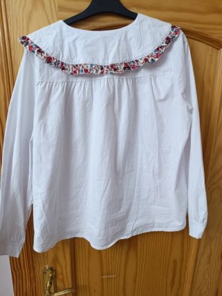 Blusa cuello bebé floral Talla S