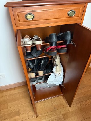 Armario zapatero de madera