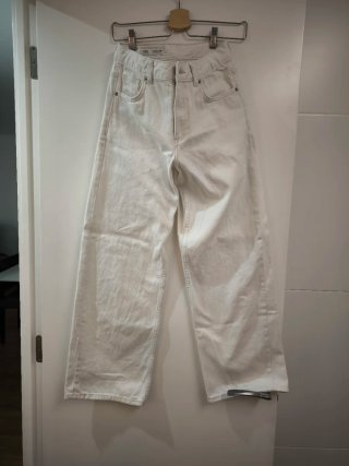 Pantalones vaqueros Zara blancos