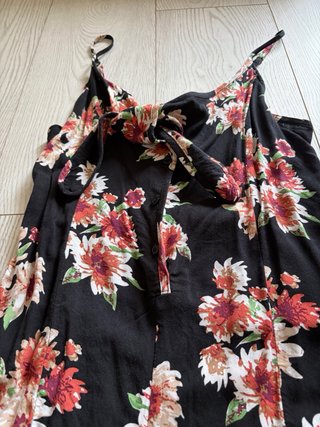 Mono corto floral Lefties