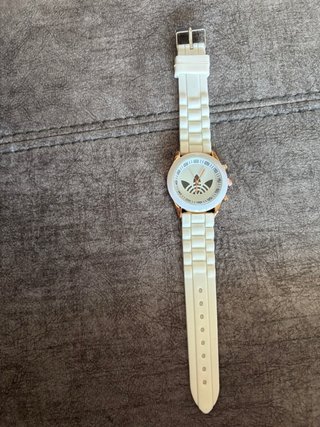 Reloj Adidas Blanco y Dorado