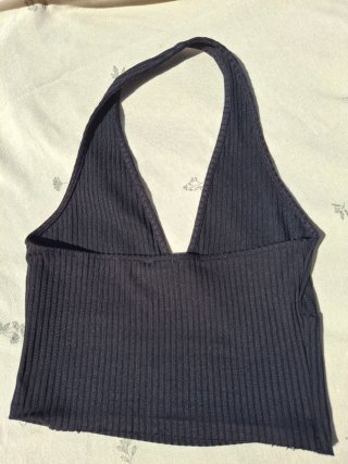 Top halter canalé Bershka negro Talla M