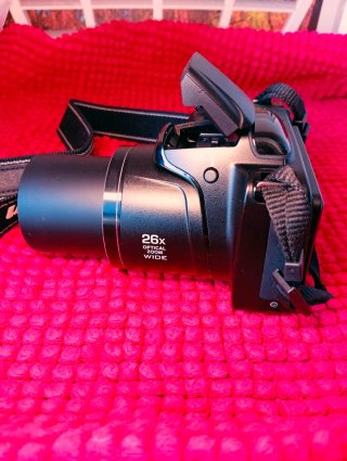 NIKON calidad fotos videos y potente Superzoom