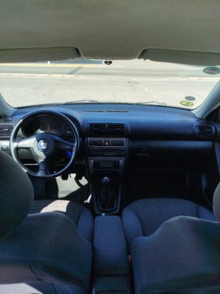 SEAT TOLEDO