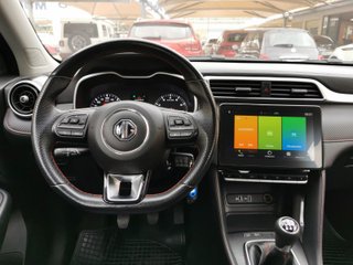 MG ZS 2022