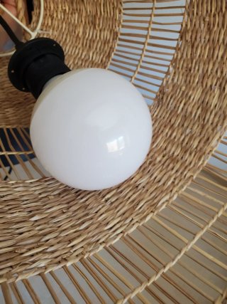 Lámpara de techo Ikea ratán tejida