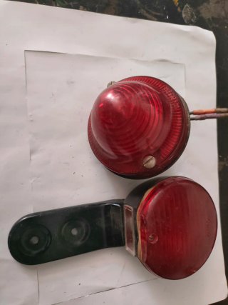 Pilotos Montesa Clásicas (Rojo/Negro)