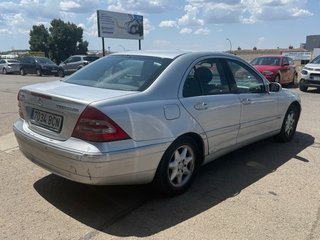 Mercedes-Benz Clase C 2001