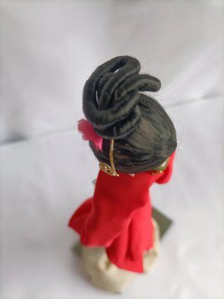 Bambola vintage cinese da collezione