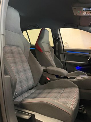 Volkswagen Golf 8 GTI