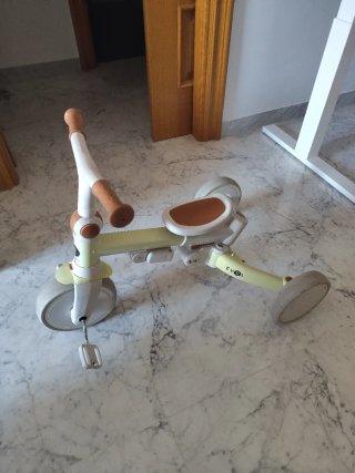 Triciclo Olmitos Plegable con Capota