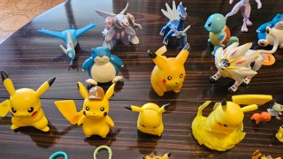 Pokemon Pikachu e altri 54 pezzi