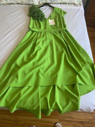 Vestido verde para bodas y comuniones
