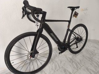 BERRIA MISTRAL HPR Talla M/L Eléctrica Nueva