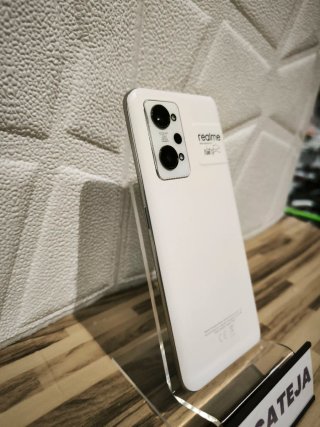 Realme GT2