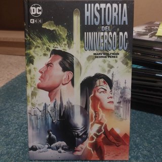 Historia del Universo DC
