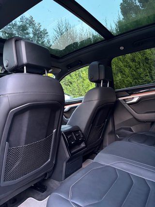 Volkswagen Touareg R line Pano