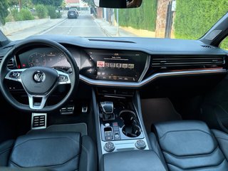 Volkswagen Touareg R line Pano