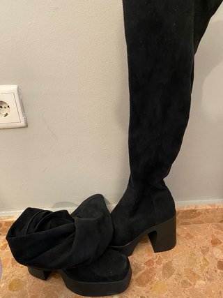 Botas altas negras con plataforma