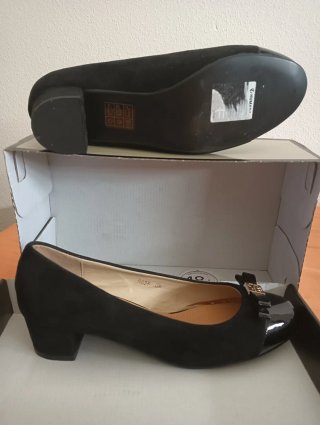 Zapatos de tacón negros talla 38
