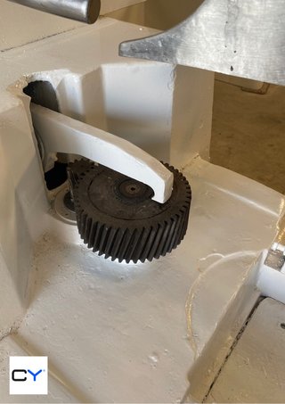 Amasadora de espiral con caldero extraíble