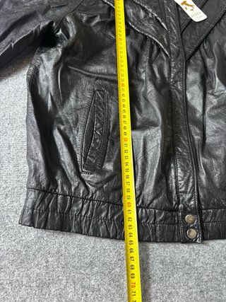 Leather Bomber Jacket Vintage Y2K Cropped 80’s