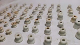 Lote aisladores porcelana eléctricos antiguos