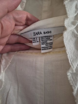 Conjunto Zara bordado algodón blanco roto