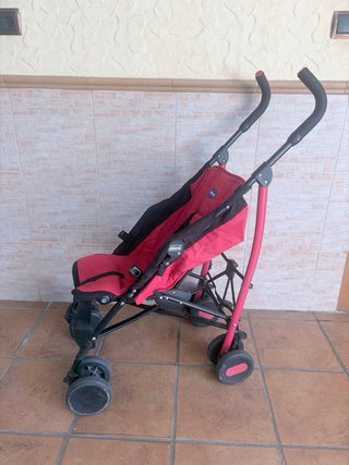 Silla de paseo Chicco roja