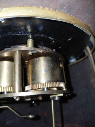 Reloj de sobremesa antiguo de madera