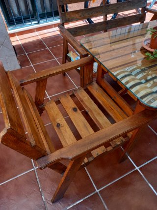 Conjunto terraza: mesa, banco y 2 sillones