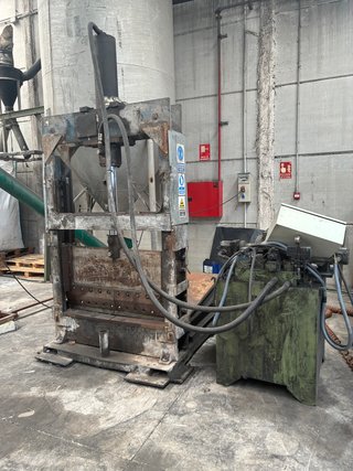Cizalla Hidráulica 20 CV para corte de plástico