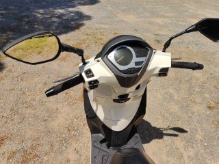 Moto SYM Symphony 125cc Blanca Dada de baja!