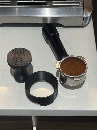 Tamper y Embudo para Portafiltros de 54mm - Sage