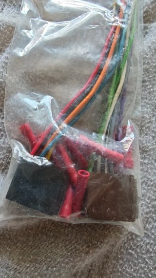 Conector Cableado ISO Universal Radio Coche - NUEV