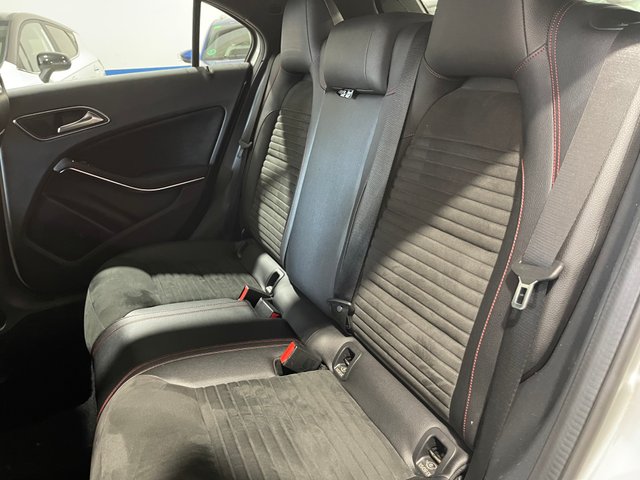 Mercedes-Benz A200 AMG SPORT 135CV