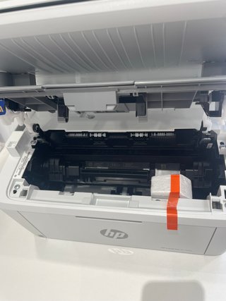 Stampante multifunzione HP LaserJet MFP M140w