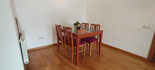 Mesa comedor. Precio del conjunto.