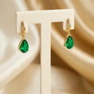 Pendientes de lágrima esmeralda nano statement