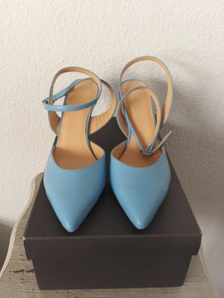 Zapatos de Piel Azul Mod. Pulsera