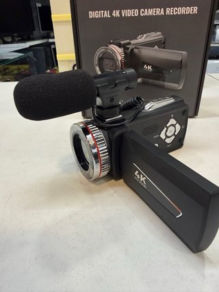 Videocámara 4K HDC 900 Pro