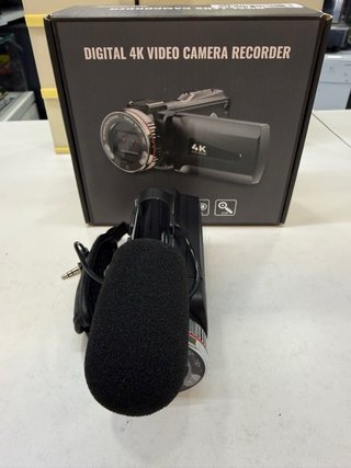 Videocámara 4K HDC 900 Pro