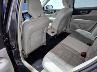 Volvo V60 Cross Country 2.0 B4 (D) AWD Cross Country Core Auto