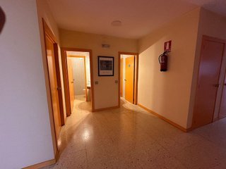 Local comercial en venta en Montesa en Esplugues de Llobregat