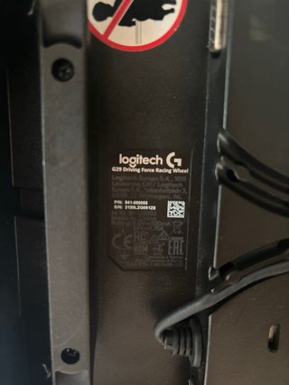 Logitech G29 Driving Force + Pedales